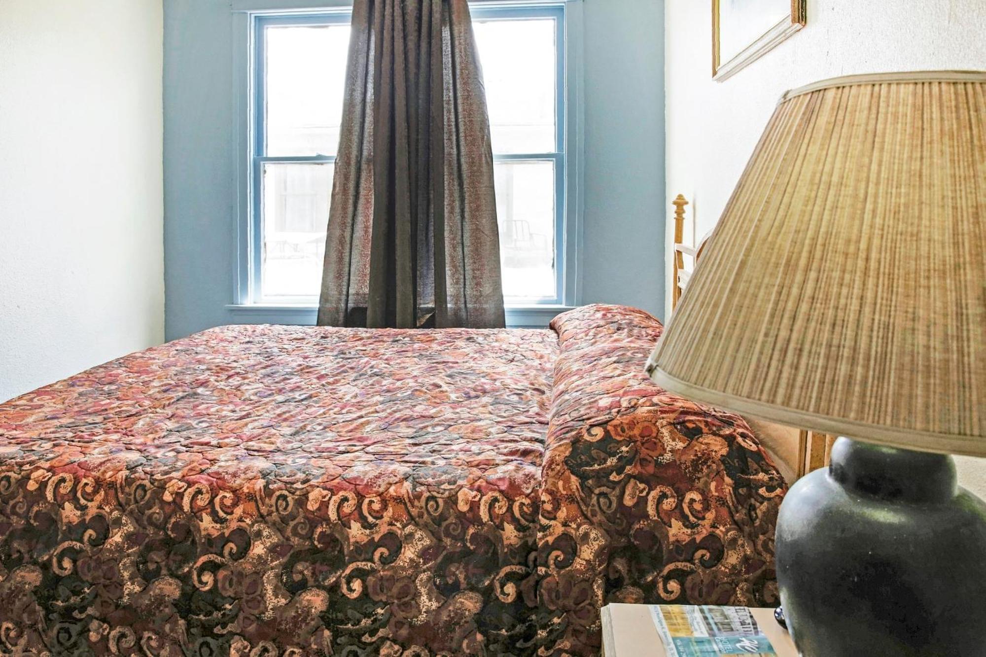 Oyo Historic Cameron Hotel Brownsville I-69E Εξωτερικό φωτογραφία