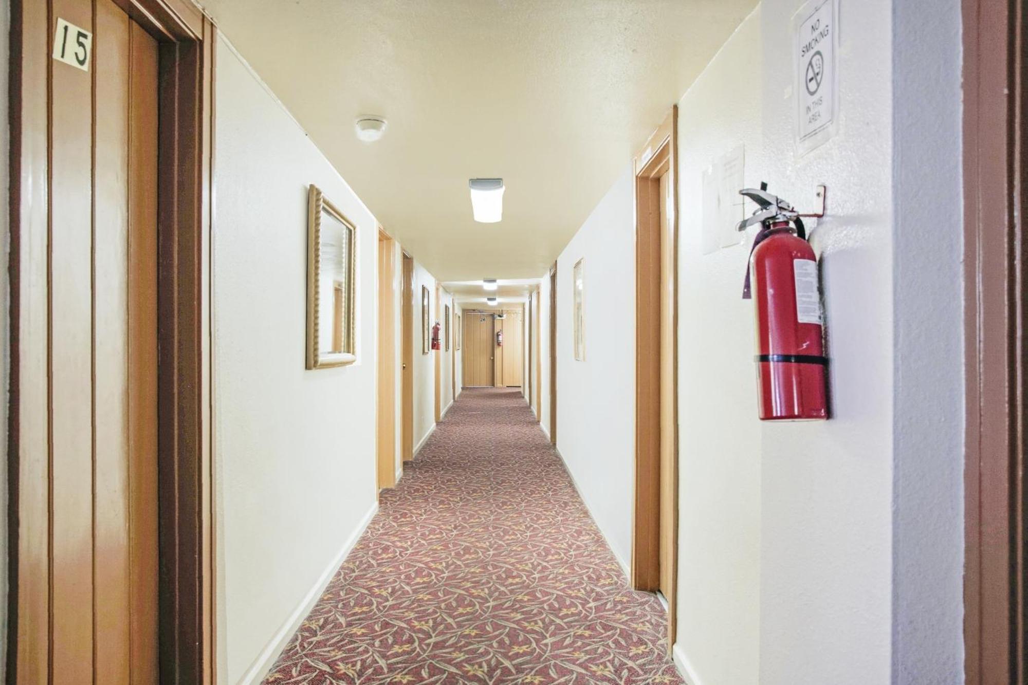 Oyo Historic Cameron Hotel Brownsville I-69E Εξωτερικό φωτογραφία