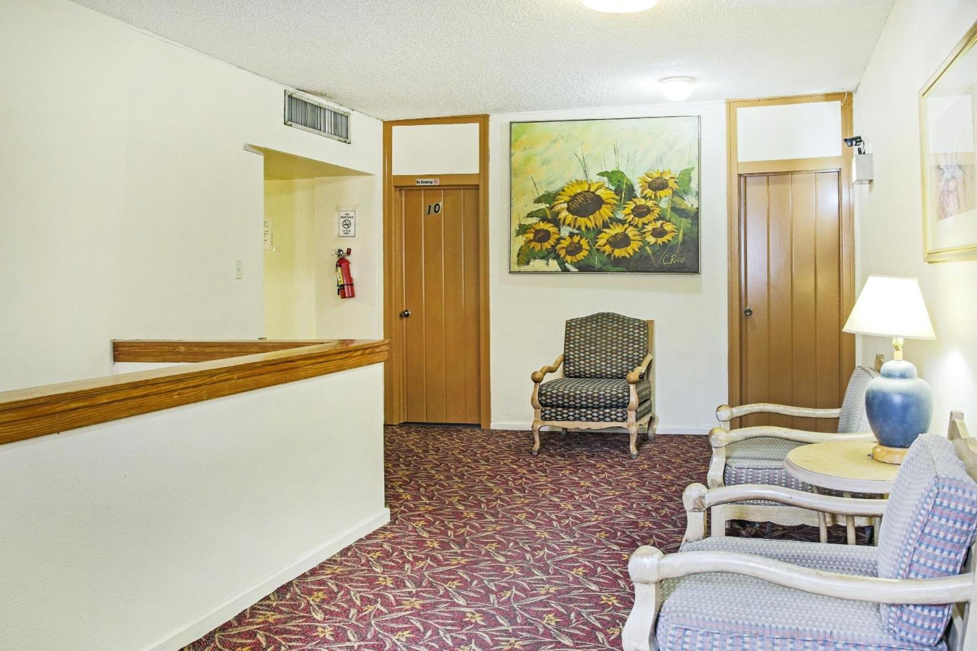Oyo Historic Cameron Hotel Brownsville I-69E Εξωτερικό φωτογραφία