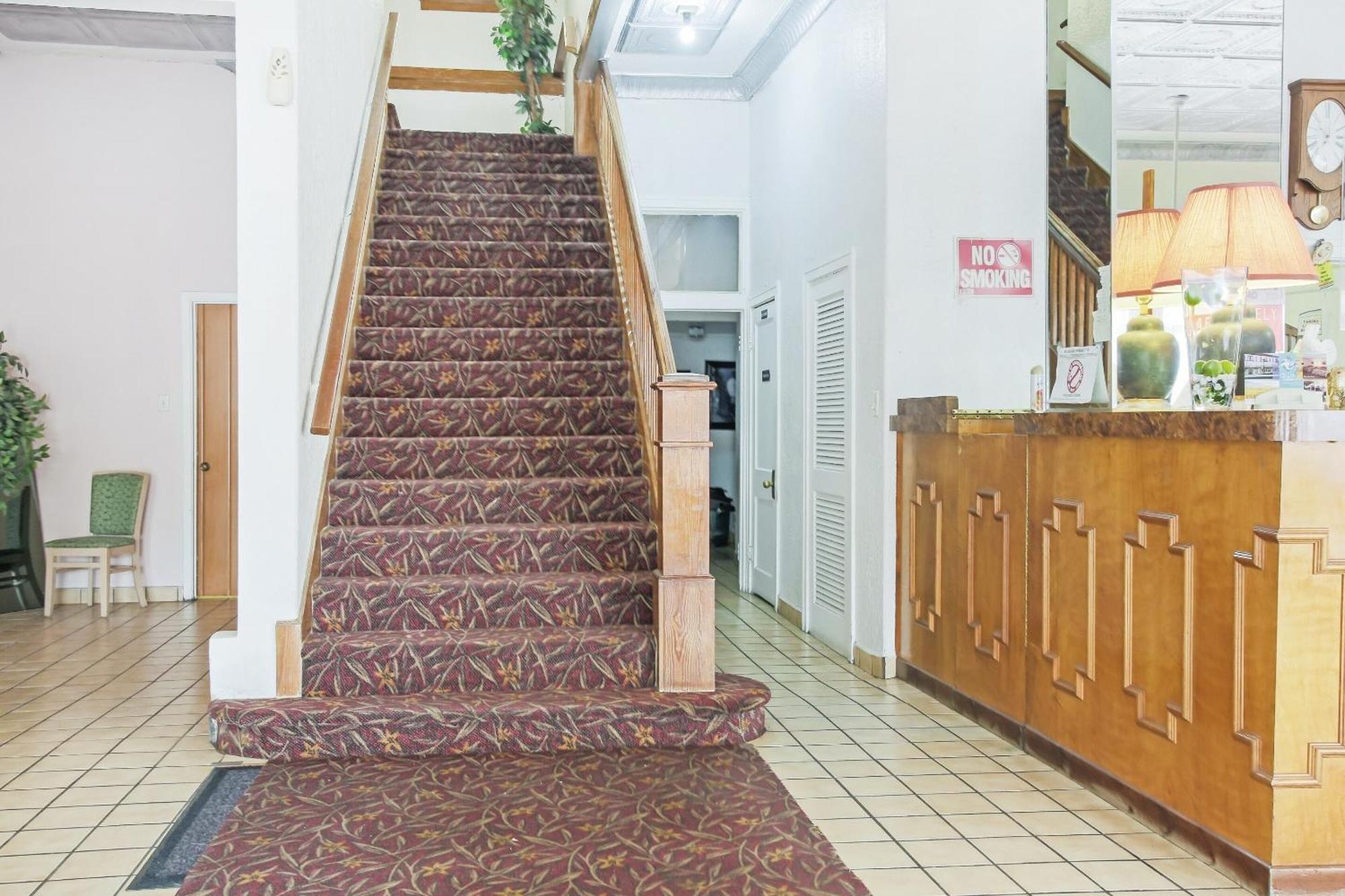 Oyo Historic Cameron Hotel Brownsville I-69E Εξωτερικό φωτογραφία